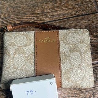 Used Coach *น้องมาแต่ตัว* คล้องมือซิปเดียว สีน้ำตาลโลโก้ไม่ลอก.