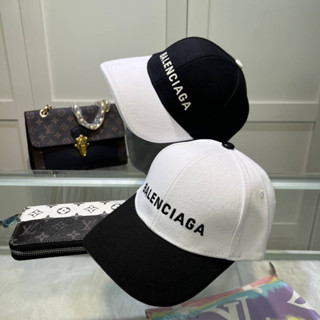 New Arrival  หมวก Balenciaga