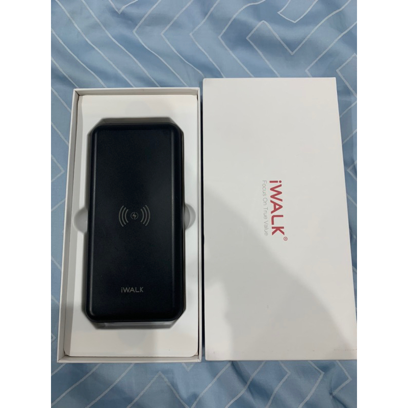 iWALK chic 10000pa powerbank Wireless charger มือสอง สภาพ 95% ของแท้