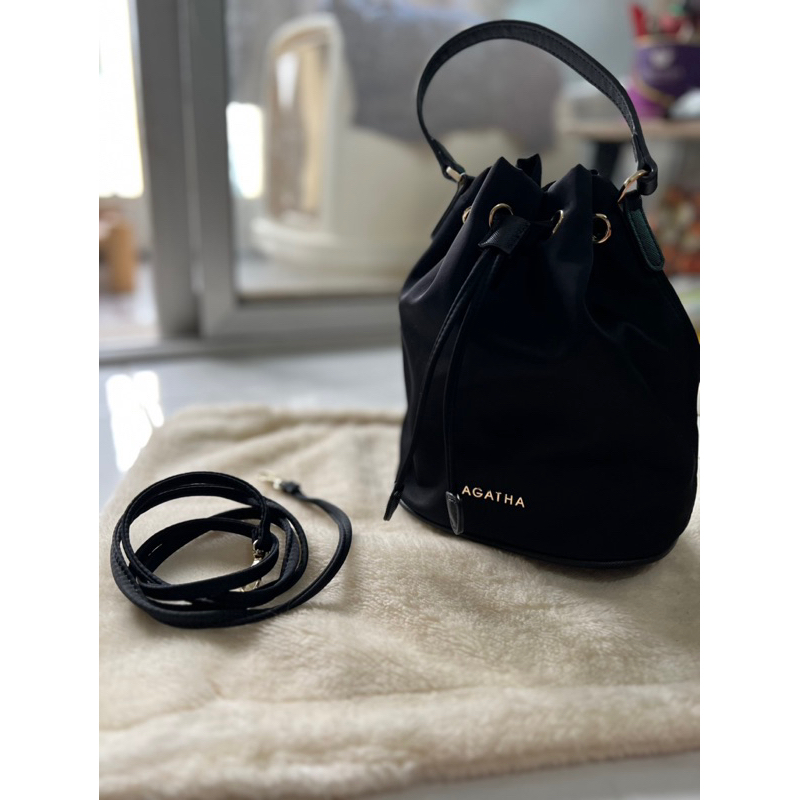 กระเป๋า AGATHA PARIS แท้