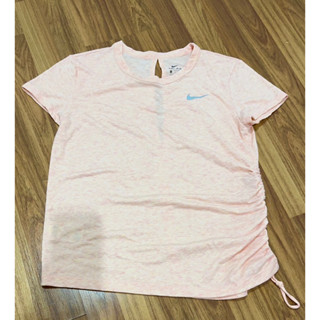 nike gym เสื้ออกกำลังกาย nike used once