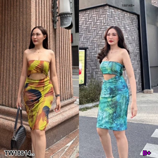 18814 เดรสรัดรูปเกาะอก เว้าหน้าท้อง Tight-fitting, strapless dress, cut out around the tummy.