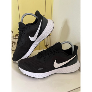 รองเท้า Nike Revolution 5 size 41