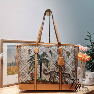 TORY TOTE BAG / TORY BURCH PERRY EMBROIDERED T MONOGRAM TRIPLE-COMPARTMENT TOTE BAG  ใหม่ล่าสุด กับกระเป๋าทรงโท้ทใบใหญ่