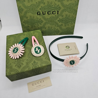 GUCCl CHILDRENS FLOWER PLEXIGLAS HEADBAND ที่คาดผมลายดอกทานตะวัน แบรนด์กุชชี่ งานน่ารักมากค่ะ สายสีเขียว