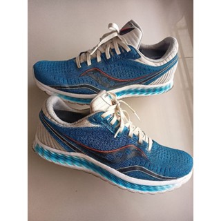 Saucony Kinvara11 ยาว 28cm EU44 ของแท้ 100%