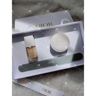 Dior setบำรุงเล็บพร้อมตะไบเล็บ ลายdior แท้100%