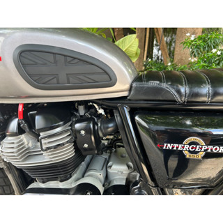 ฝาติดตัวถังน้ำมัน ซ้าย-ขวา ไทร์อัมพ์T120 T100 Rolay enfield Interceptor650