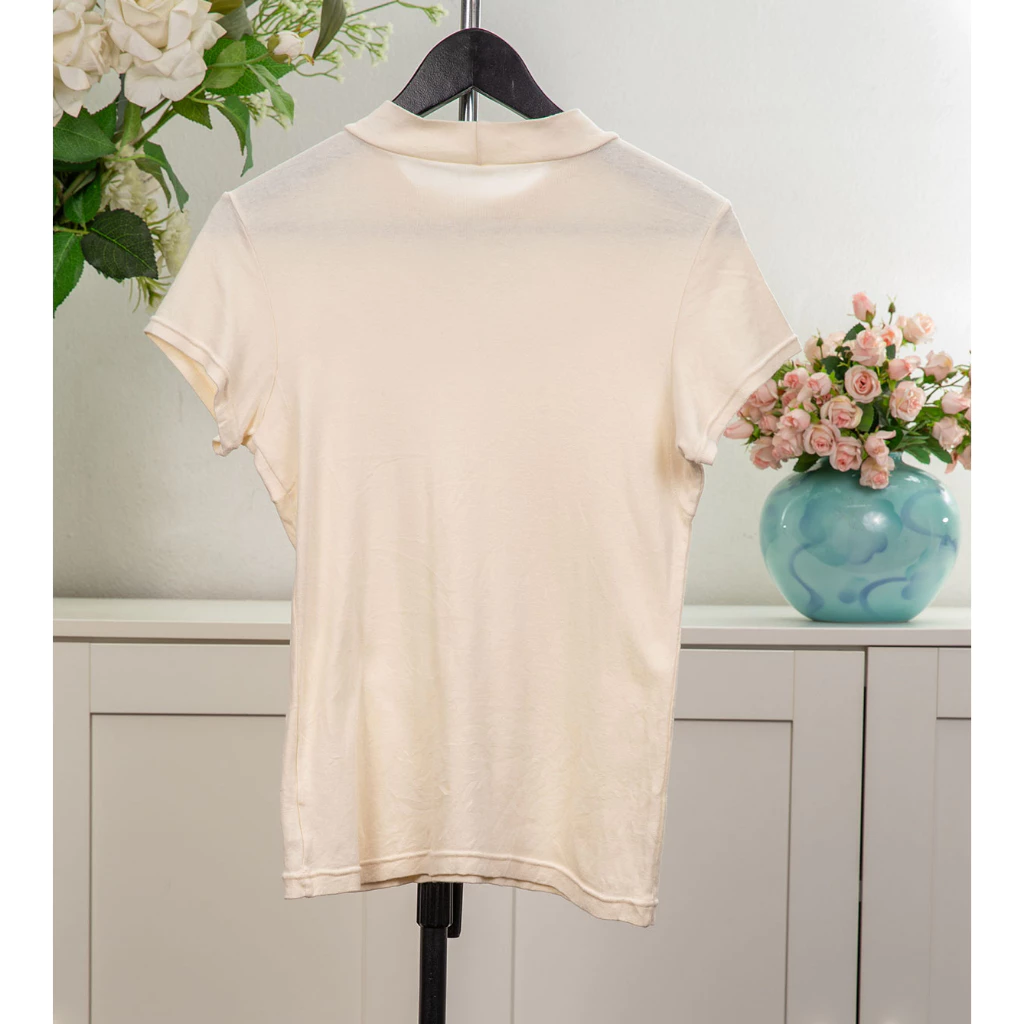 เสื้อยืดคอกลมแขนสั้น ลายดอกกุหลาบ ผ้าคอตตอน สีครีม thumbnail 4