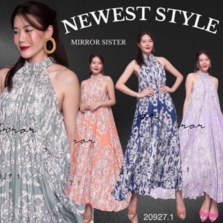 แมกซี่เดรสแขนกุดอัดพลีท ลายantiqueสีขาวครีมละมุน ทรงสวยมาก