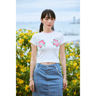 WildBlueYonder  -Betty Crop T-Shirt Vol.2 เสื้อยืดปักลาย