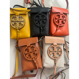 กระเป๋าเเฟชั่น✨สินค้าเป็นของ Outlet ราคาดีลพิเศษ🔥🔥 รุ่น Phone cross body สะพายน่ารักๆเก๋ๆเลยค่า มาพร้อมอุปกรณ์ครบค่ะ