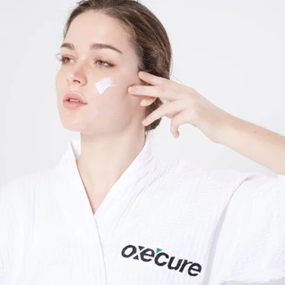 OXE'CURE ครีมกันแดด เนื้อเจลบางเบา SPF50+ PA++++ 30 กรัม DAILY SUNSCREEN Hybrid UV Protection (10OX00116)