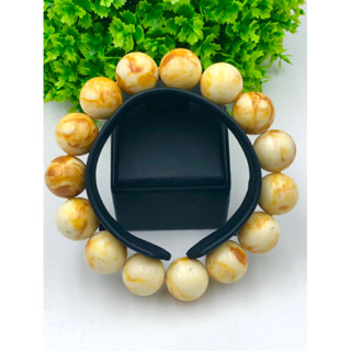 Genuine yellow Vintage Bakelite Bangal Bracelet beautiful Vintage Bakelite Jewelry Bracelet