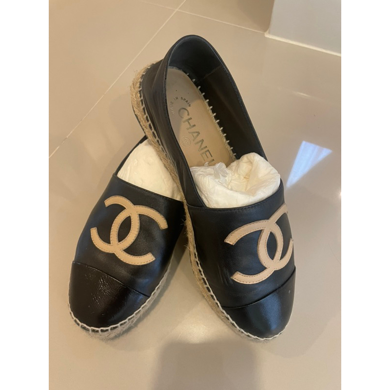 รองเท้า espadrilles ยี่ห้อ Chanel สีดำ ของแท้100% shop paragon like New