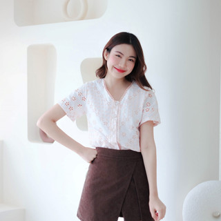 06-282 Ammie Lace Blouse - 5 ไซส์