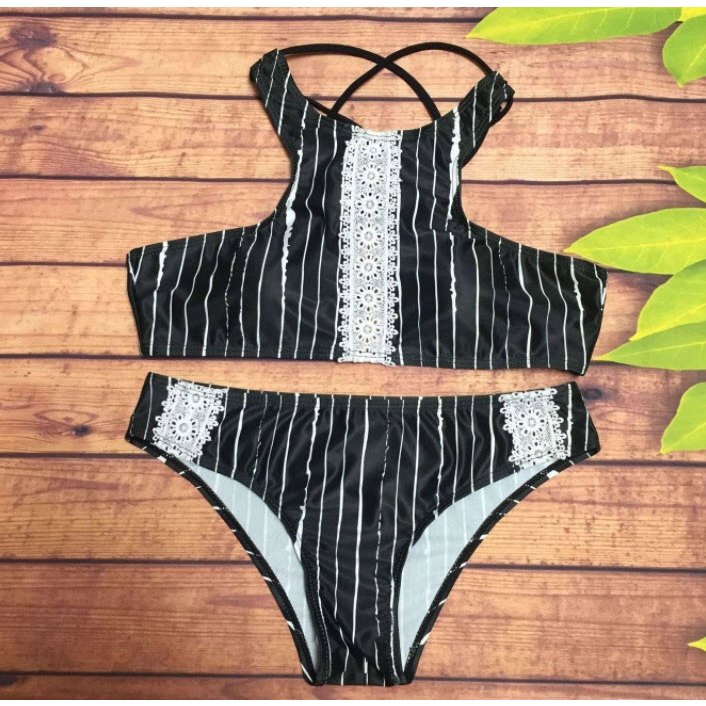 SP-752 Two piece ชุดว่ายน้ำทูพีช มีฟองน้ำเสริม+ช่องสามารถถอดเสริมฟองน้ำได้ พร้อมส่ง