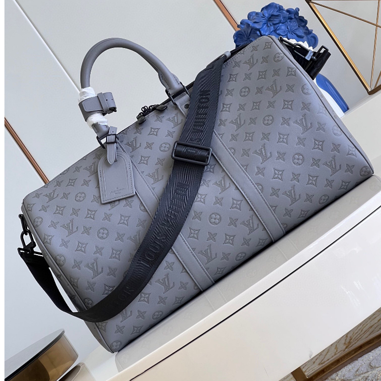 พรี​ ราคา12700 Lv Louis Vuitton Keepall M46117 หนังแท้ กระเป๋าเดินทาง  size50 x 29 x 23cm