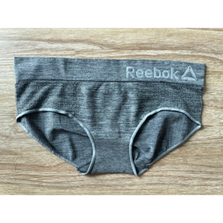 Reebok กางเกงในผู้หญิง ไร้ตะเข็บผ้ายืดได้เยอะ สินค้าพร้อมส่ง