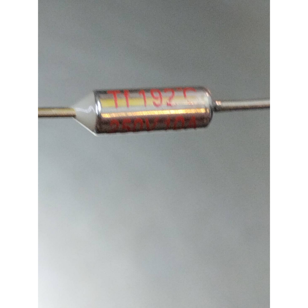0001137 เทอร์โมฟิวส์ 192°C 10A 250V เทอร์โมฟิวส์ 192 องศา 10 เเอมป์ สำหรับ หม้อหุงข้าว กระติกน้ำร้อน เตารีด – โปรปัง