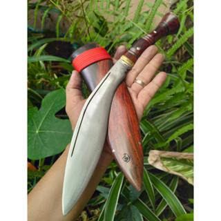 มีดกูรข่า มีดกุรข่า (Kukri) มีดเดินป่า มีดมาเชเต้ มีดพก มีดแคมป์ 8.2” SUP9 ผิวขัด เซาะร่องเลือด ด้ามฝักพะยูง คอทองเหลือง