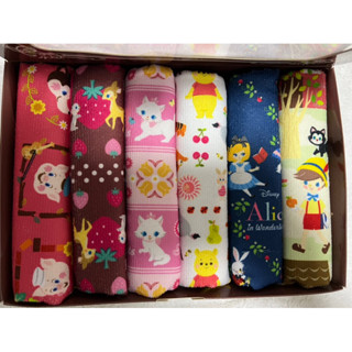 ผ้าเช็ดหน้า Disney Character Story Book Sega set Three little pigs Bambi Marie Cat Pooh Alice in Wonderland Pinocchio