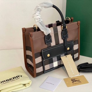 NEW ARRIVAL! BURBERRY MINI FREYA TOTE BAG(GWP) กระเป๋าถือ กระเป๋าสะพายครอสบอดี้