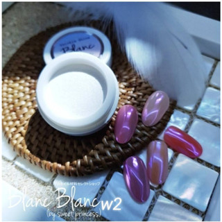 Blanc Blanc #W02 ผงขัดเล็บแบบกระปุก0.3g. สีพื้นแตกต่างกันจะให้effectต่างกัน Nail Mirror Powderของแท้จากเกาหลี🇰🇷พร้อมส่ง