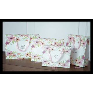 [ iP05 ขายส่ง ] ถุงกระดาษลายฟลาวเวอร์ พิ้งค์ พรีเมี่ยม มี4ขนาดให้เลือก (50ใบ)