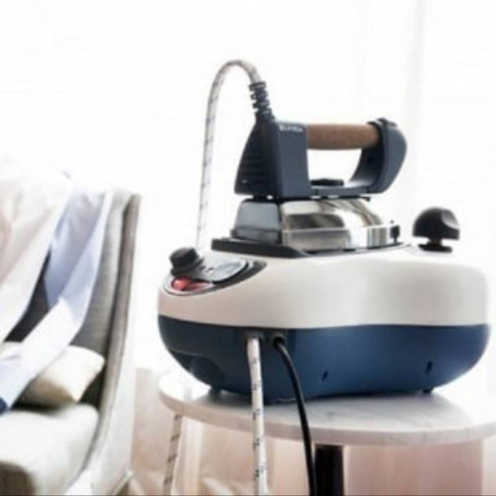 เตารีดไอน้ำElvira 540 (12-1302-0001)