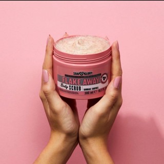 Soap &amp; Glory flake away body scrub 300ml