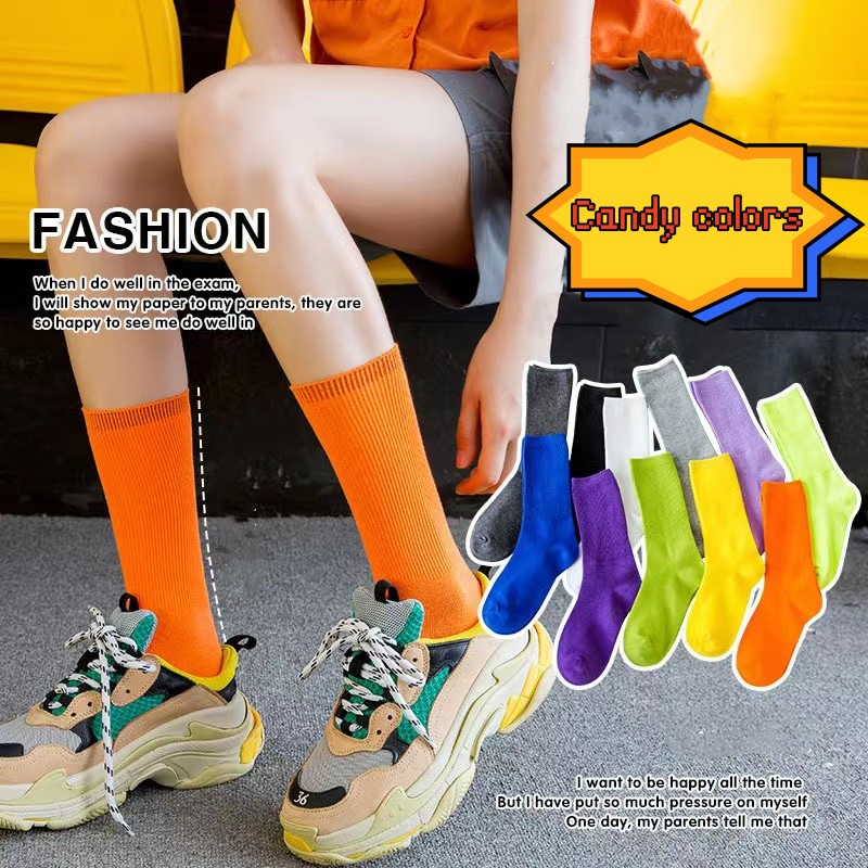ถุงเท้าสีพื้น สีสด เรืองแสง นีออน แนวสตรีท ข้อยาว สไตล์เกาหลีKorean Women's socks fashion candy color socks