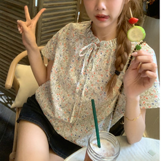 CHAWY Floral mini blouse ✨🥐 C4161 เสื้อท็อปลายดอก เสื้อทำงานผู้หญิง