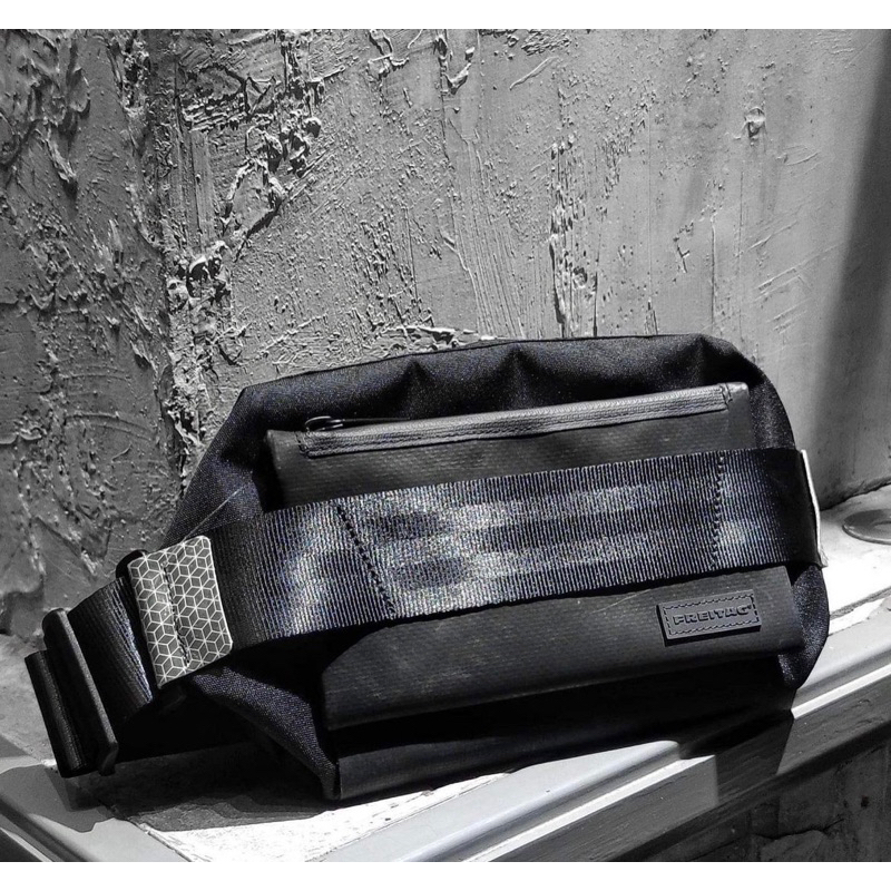 Freitag รุ่น Dixon ของแท้