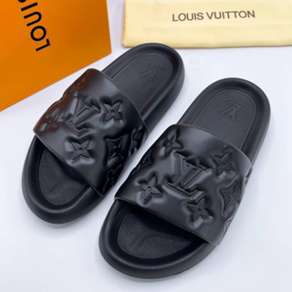 รองเท้าแตะ Lo uis Vuitton Waterfront Sandals  งานดีสุด งานออริ มีเลขโคตร-