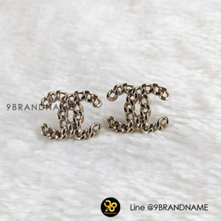 Chanel   CC     Earrg