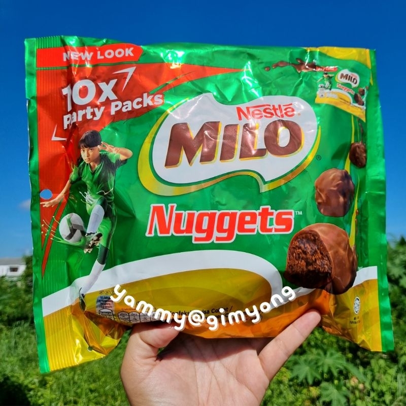 Milo Nuggets ไมโลนักเก็ต ไมโลเคลือบช็อกโกแลต 1 ห่อใหญ่ 10 ซองเล็ก ไมโล