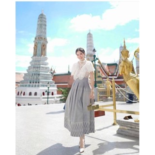 S-3XL 🛕เสื้อลูกไม้สีขาว+กระโปรงลายไทย 🙏aiyarin