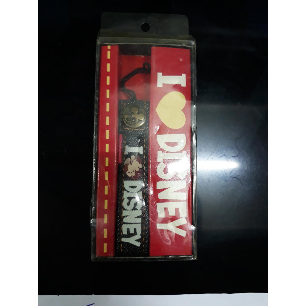 พวงกุญแจ I love Disney ของแท้