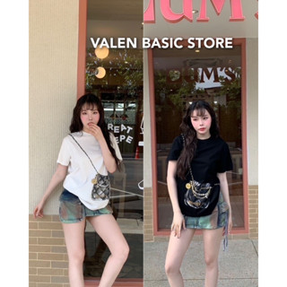 VALEN BASIC STORE 🤍🖤 เสื้อยืดลายกระเป๋า cc