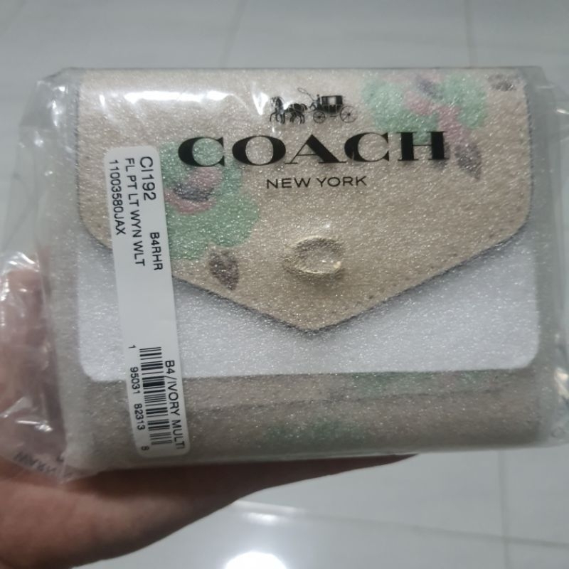 กระเป๋าสตางค์ใบสั้น COACH รุ่น CI192 พิมพ์ลายดอกไม้ สี Ivory นำเข้าจาก USA.แท้ 💯%