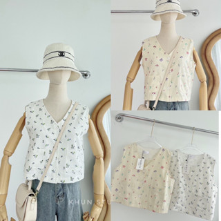 Khun studio เสื้อคอวีแขนกุด