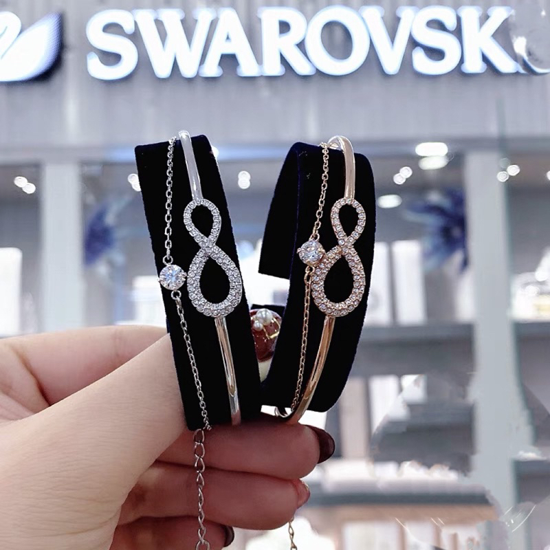 （พร้อมส่ง） S w arovski กำไลข้อมือ Infinity Bangle สวารอฟสกี้ สร้อยคอแฟชั่น แท้ 100% เครื่องประดับแฟชั่น ของขวัญ