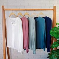 เสื้อแขนยาว ผ้าสปันเนื้อนิ่มมากๆ ผ้าใส่ไม่ร้อน ทรงใส่สบายๆ By Tarikacloset