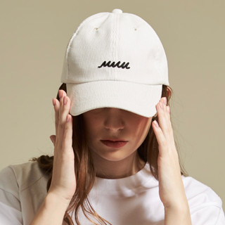 Muu Corduroy Cap - WHITE หมวกผ้าลูกฟูกสีขาว