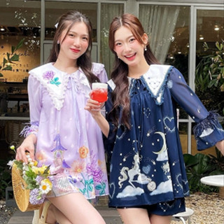 Piora Sweet Set (Navy/Lavender) เดรสชีฟองพิมพ์ลาย ผ้าเบาสบายใส่ง่าย ได้กางเกง + โบว์เข้าเซ็ต สวยคุ้ม แต่งขนนก ละมุนมาก