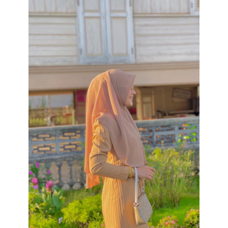 ผ้าคลุมชีฟองสวมสำเร็จ