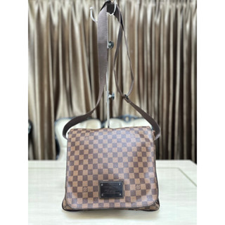 Louis Vuitton messenger bag มือสองงานลุ้น