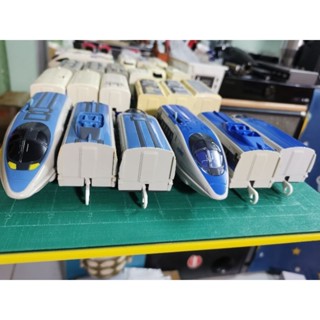 Tomy©️ รถไฟญี่ปุ่นหัวจรวด 500 Series Shinkansen ใส่ถ่าน รางฟ้า ครับ🚄