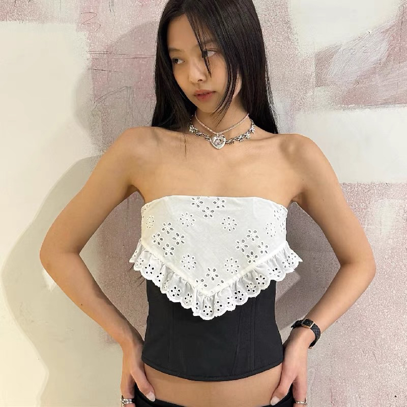 พร้อมส่งBlackpink Jennie เสื้อเกาะอก เปิดไหล่ ดีเทลผ้าลูกไม้สีขาวตัด แฟชั่นเรียบแต่ดูแพง สไตล์เจนนี่คิม